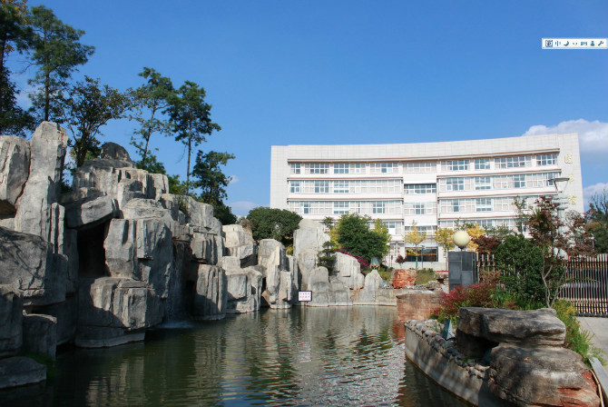 云南林業(yè)職業(yè)技術(shù)學院——校園風光