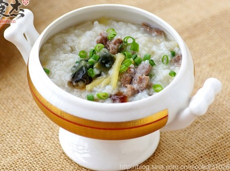 皮蛋瘦肉粥 皮蛋瘦肉粥