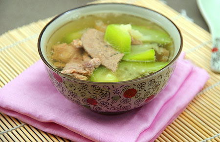 絲瓜豬肝瘦肉湯